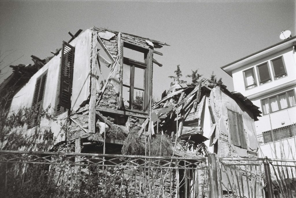 analisa kasus hukum samuel dan nenek elina